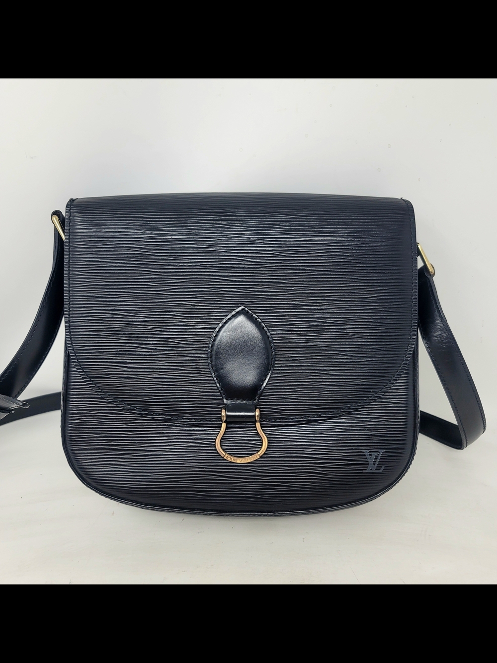 Louis Vuitton Saint Cloud GM Black Epi Leather Crossbody Hand Bag Authentic VTG